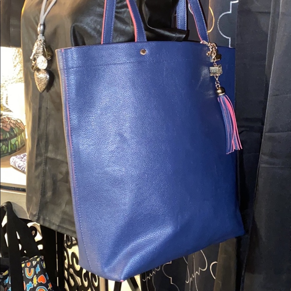 Deux Lux handbag